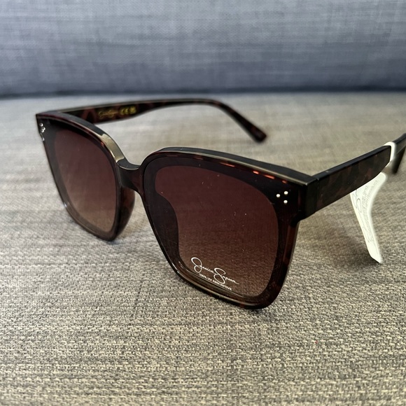 NWT JESSICA SIMPSON SUNGLASSES EYEWEAR ACCESSORY - Picture 1 of 5